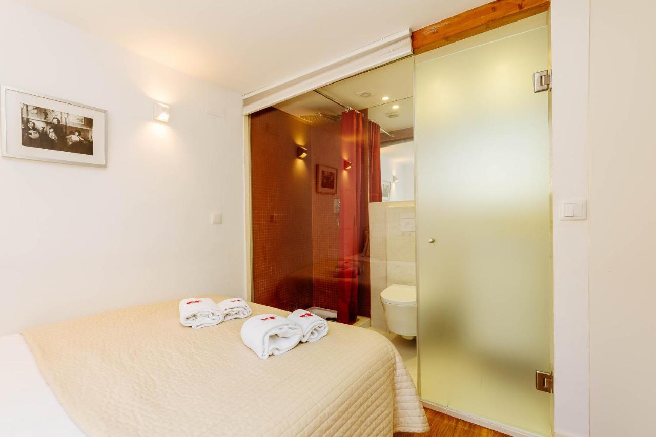 Rent4Rest Bairro Alto Charming 1Bd Apartment Lisboa Eksteriør bilde